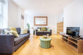 BnBNook - Charming 2BR in Historic City of London
